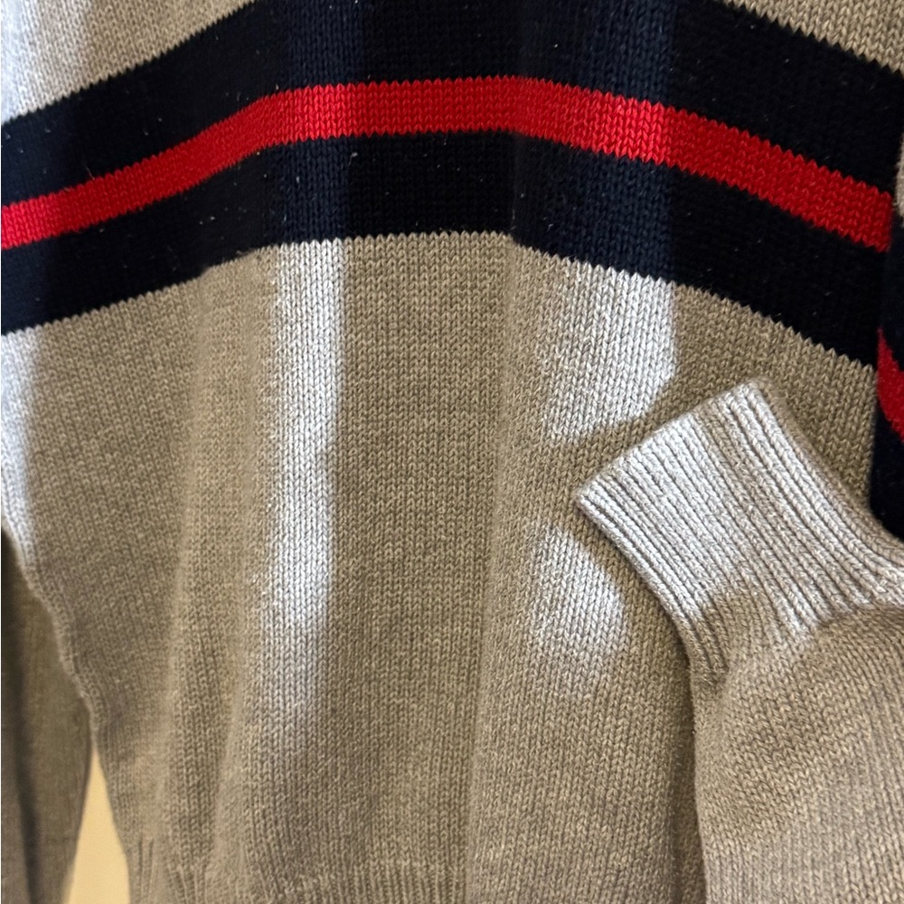 Brandy Melville Gray Knit Sweater - Picture 3 of 4